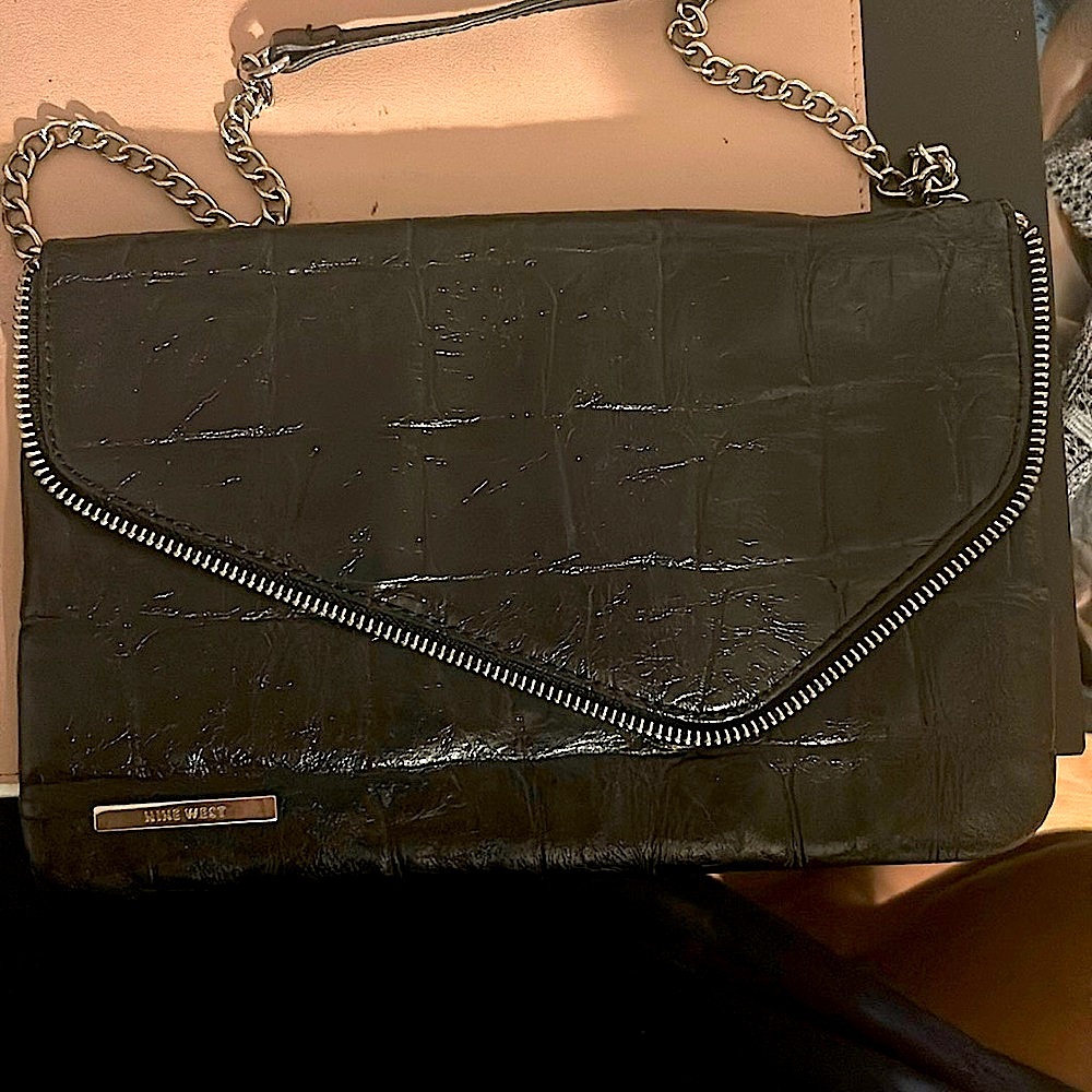Nine West Envelope Clutch Purse. Retro Faux Leather.